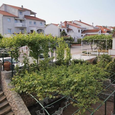 Apartment Njivice 5458D Ngoại thất bức ảnh